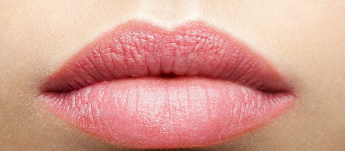 Natural frosted pink lips
